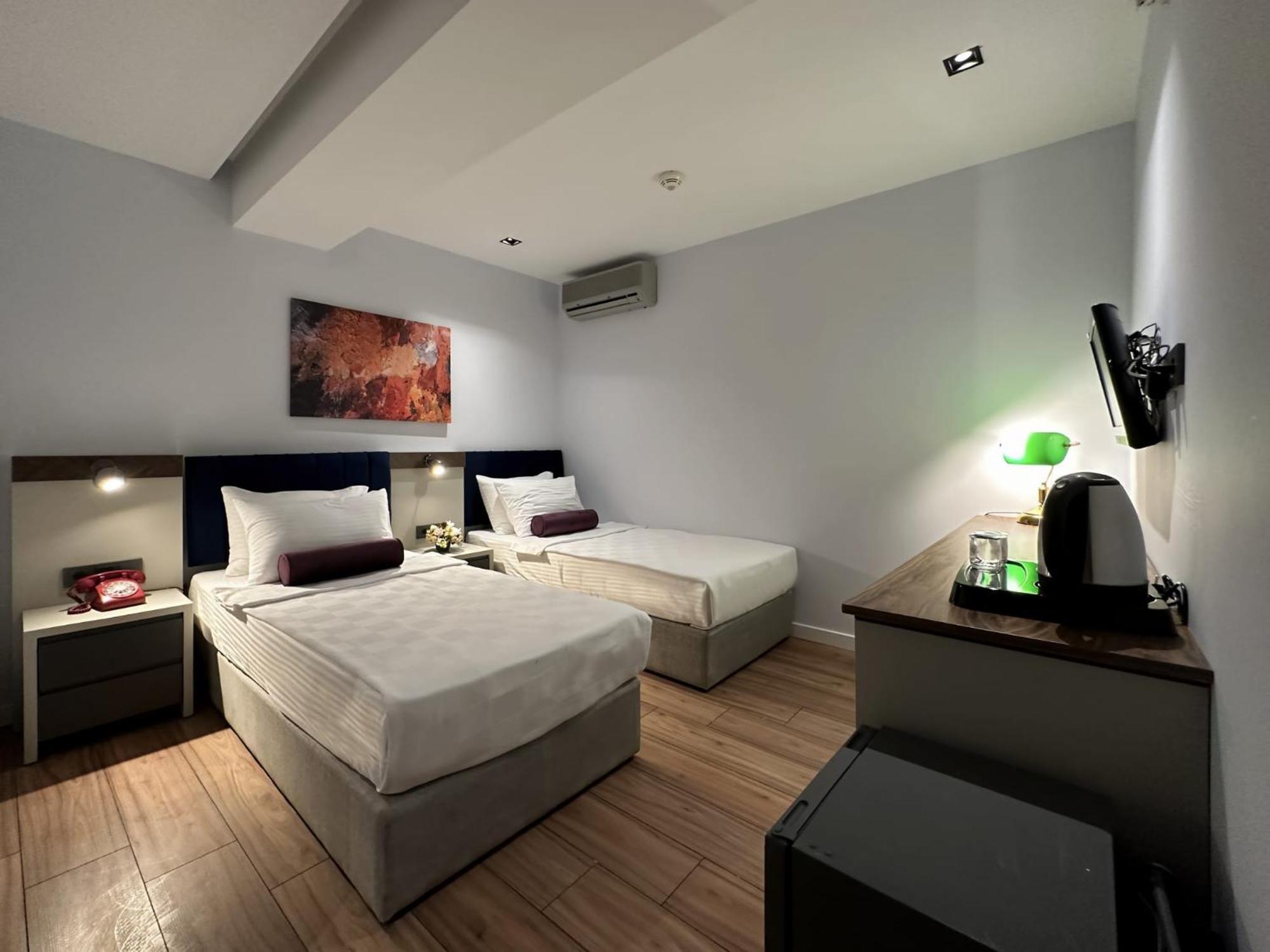 The Royals Hotel İzmir Exterior photo
